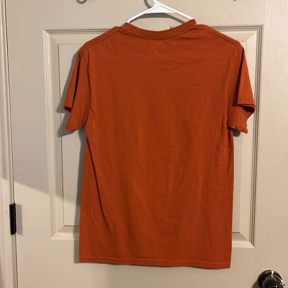 Texas Longhorn OU sucks tee - Picture 2 of 5